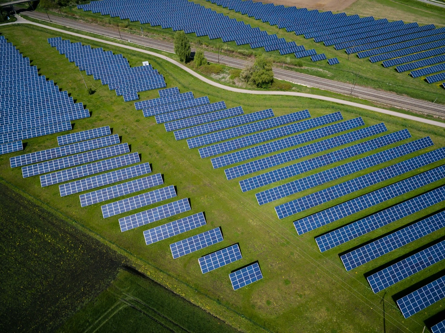 Top Benefits of Using Triple-Hybrid Power Systems